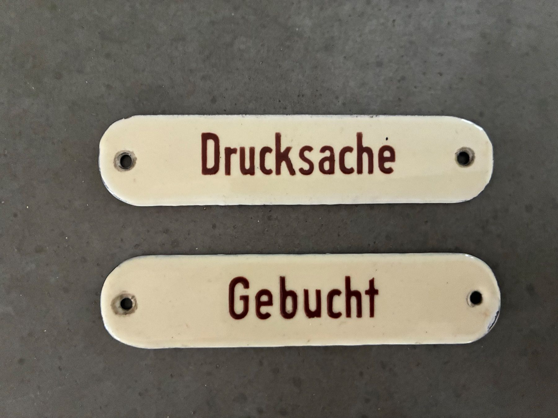 Schilder: Alte Emailschilder Drucksache, Gebucht – Gebraucht aus Steffisburg von Reitschel5 1