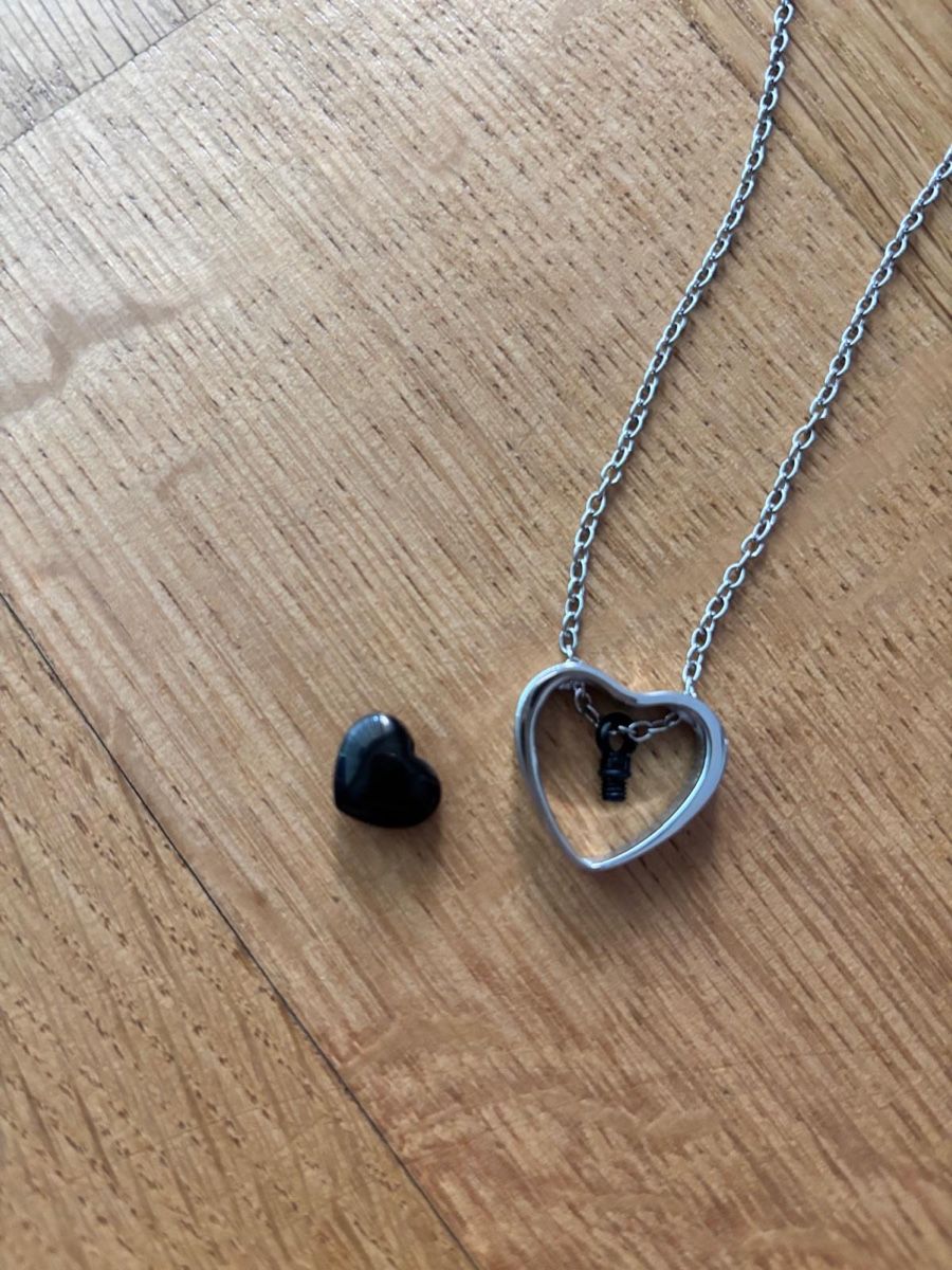 Sonstiger Schmuck: Modeschmuck 7 teilen div.  – Gebraucht aus Balsthal von Inty200 5