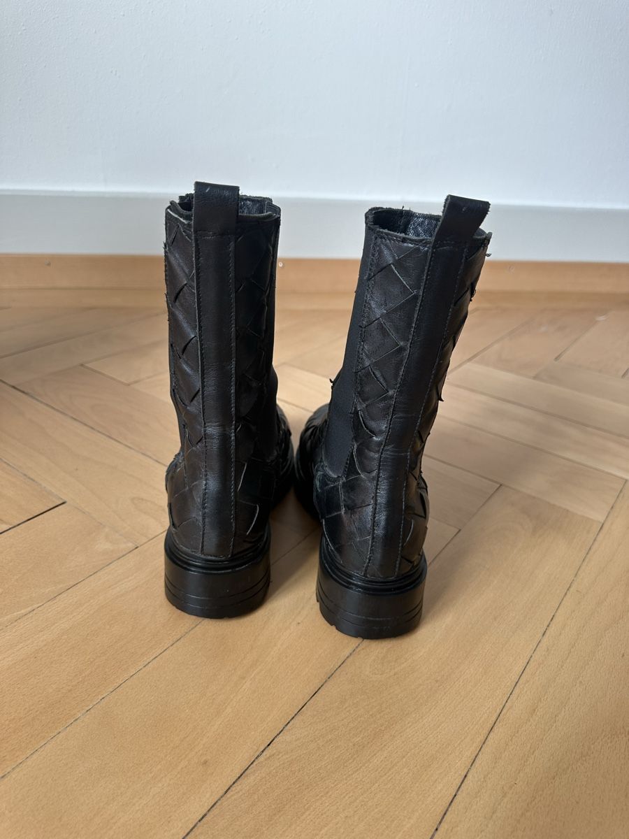 Scarpe da donna: Chelsea Biker Boots - Deabused – Usato da Bern venduto da nnoorrraa 2