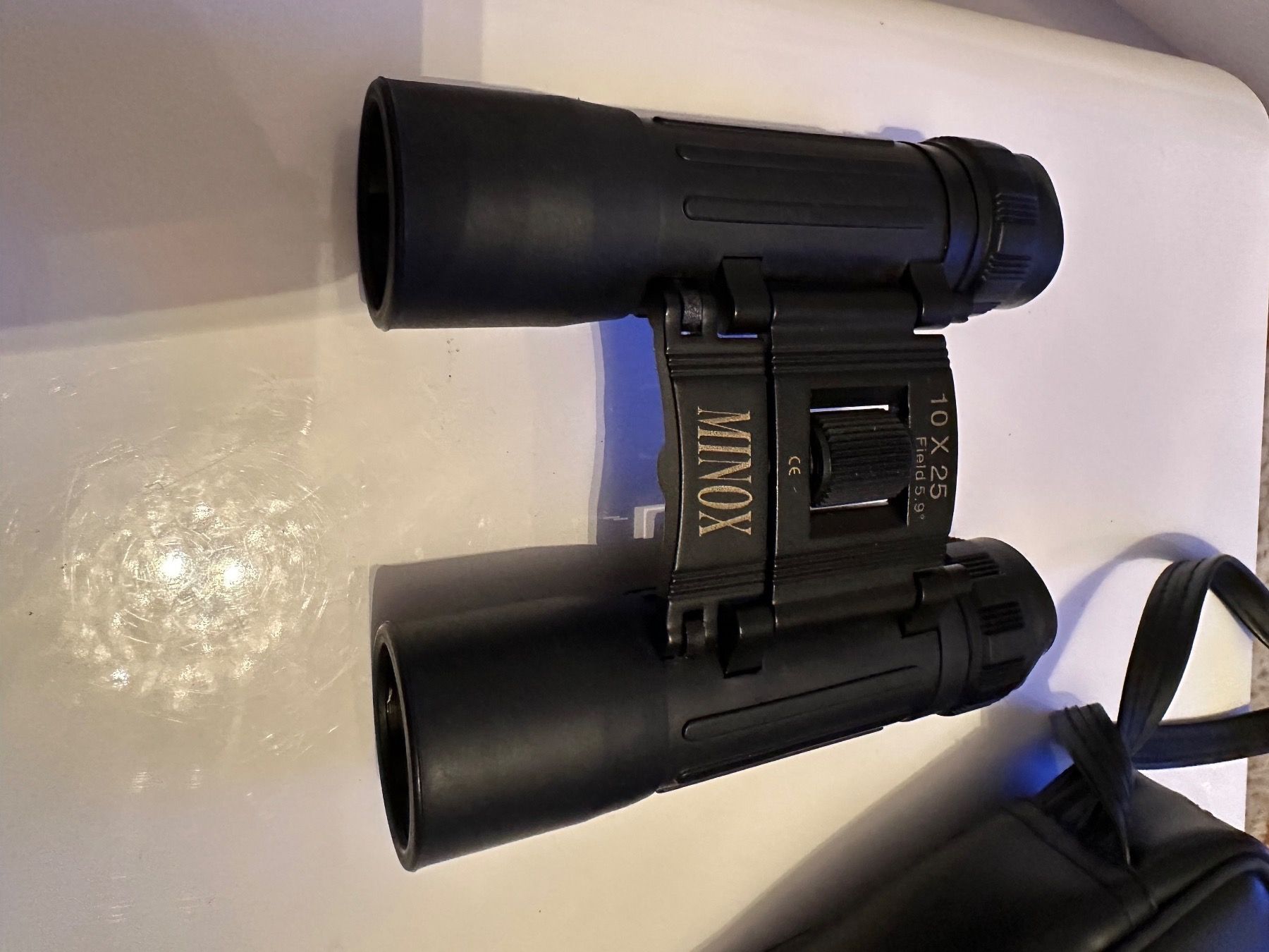 Minox Feldstecher: Fernglas von Minox 10x25 – Gebraucht aus Mauren von SB1606