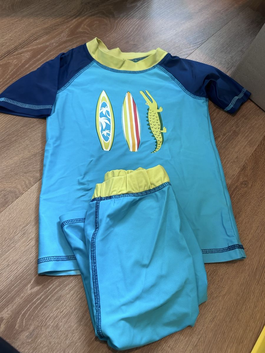 Ensembles coordonnés: Kleider set - jungen 110 gr – D'occasion à Piazzogna par Super-V 7