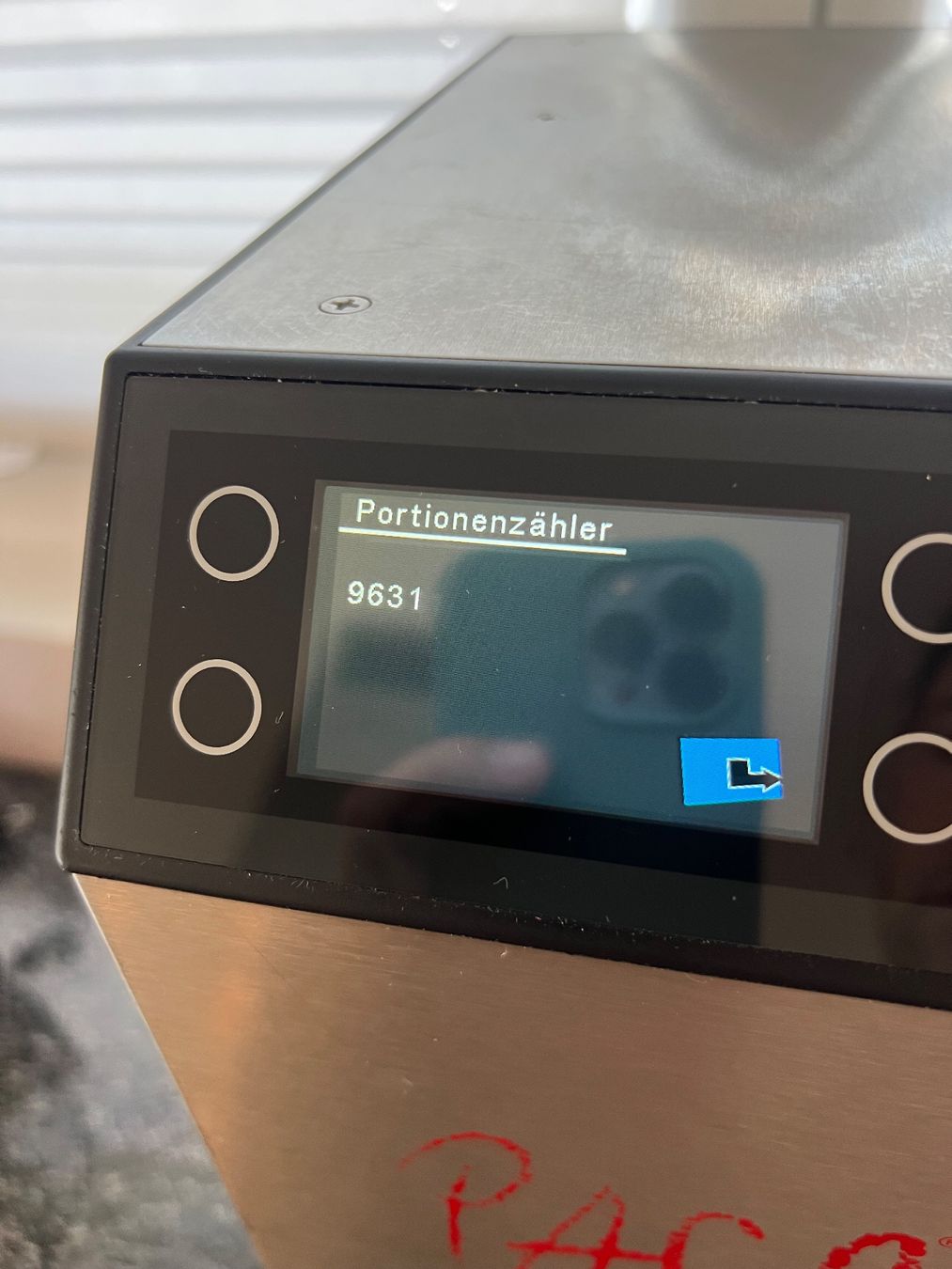 Pacojet Elettrodomestici da cucina: Pacojet 2 mit Zubehör – Usato da Muri AG venduto da Ghettoagent 4