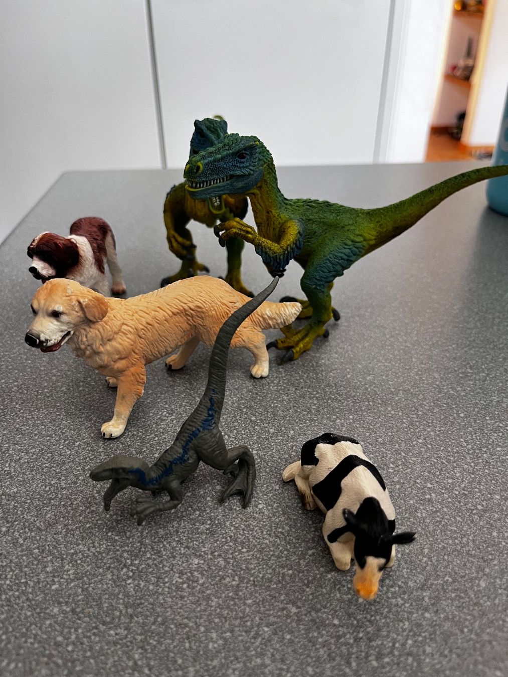 Schleich Giocattoli: Schleichtiere Hunde Dinosaurier Kuh Konvolut – Usato da Stadel venduto da Ani78 1