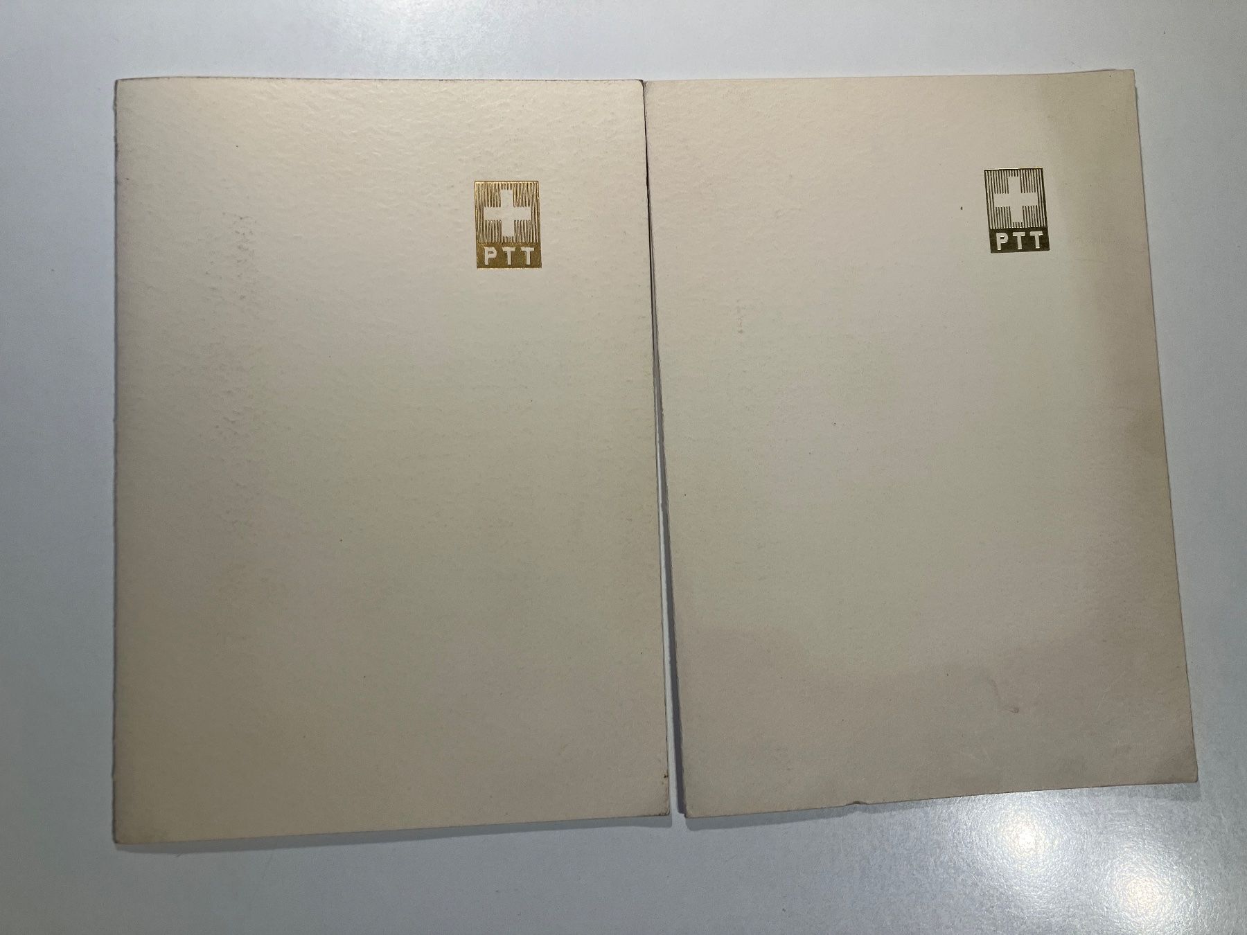 Alle Briefmarken: 2 PTT Geschenkhefte der Generaldirektion – Gebraucht aus Baar von Ramona10 1