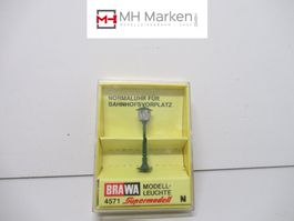 Brawa 4571 Normaluhr für Bahnhofsvorplatz Bau Spur N 1:160