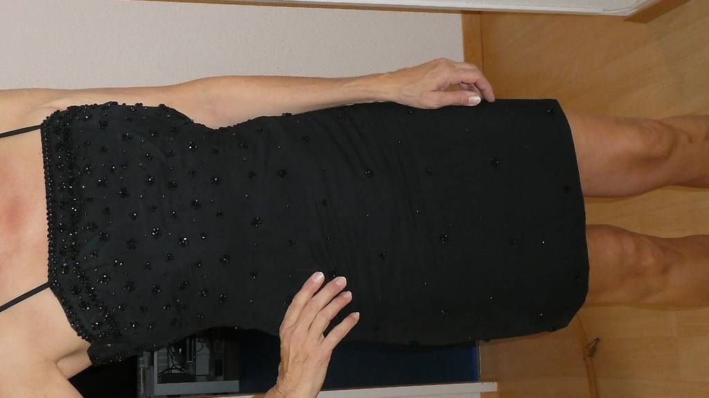 Kleider: Abendkleid mit Perlen bestickt – Gebraucht aus Männedorf von Mis_nl7l 1