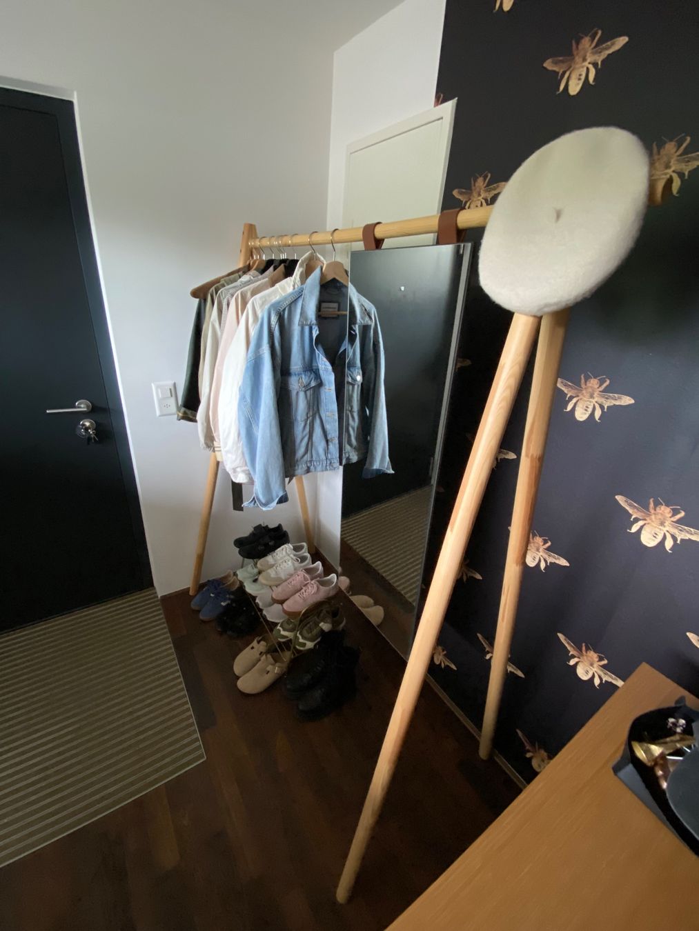 Karup Guardaroba: Karup Garderobe mit Spiegel – Usato da Binz venduto da Avocado89