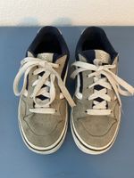 Vans Turnschuhe Grösse 35 Grau/Dunkelblau getragen