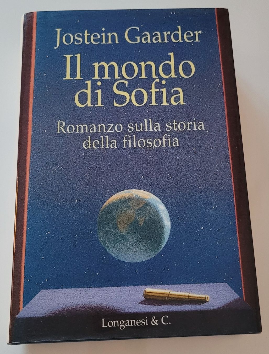 Libri: Jostein Gaarder - Il mondo di Sofia (Sofies Welt) – Usato da Zürich venduto da fourpaws 1