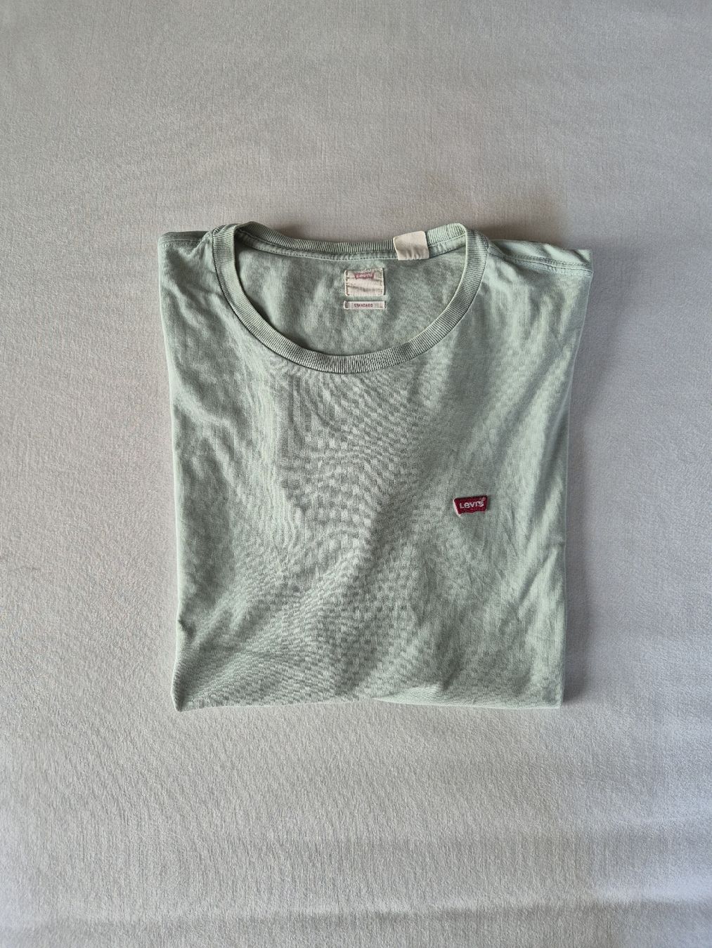 Levi's T-shirt: Levi's T-Shirt – Usato da Bern venduto da el.manolitos