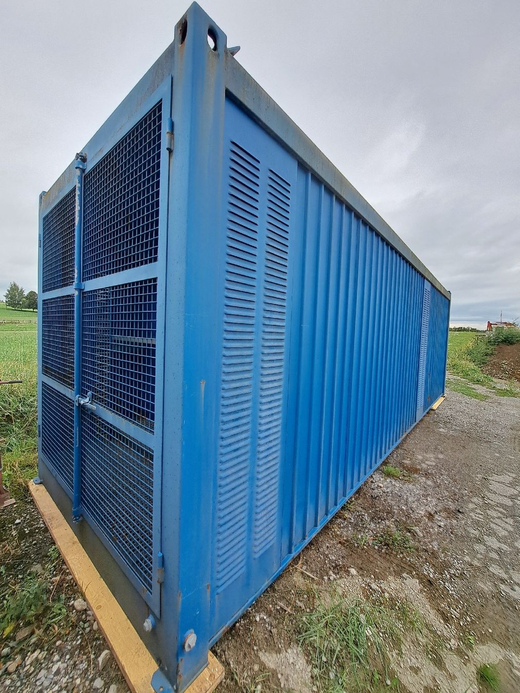 Contenitori edile: Lagercontainer Gefahrstoffcontainer Seecontainer mit Wanne – Usato da Schwarzenburg venduto da Dr.Schraube 1
