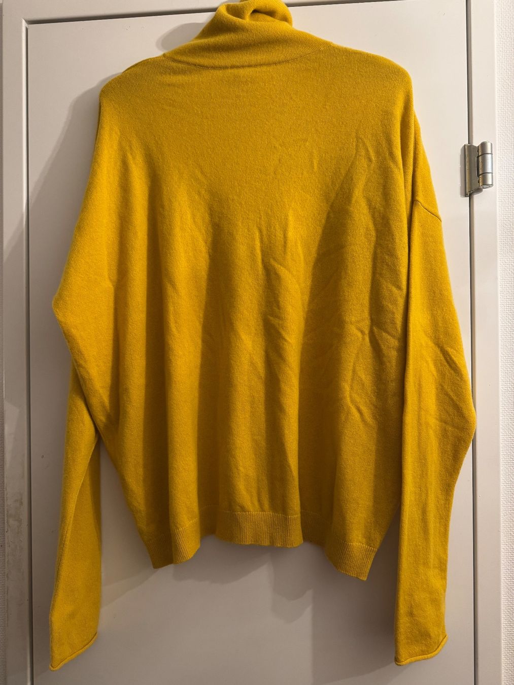 Cos Maglioni & Felpe: Cos cashmere pullover 100% Kashmir – Usato da Obfelden venduto da cesarina10 1