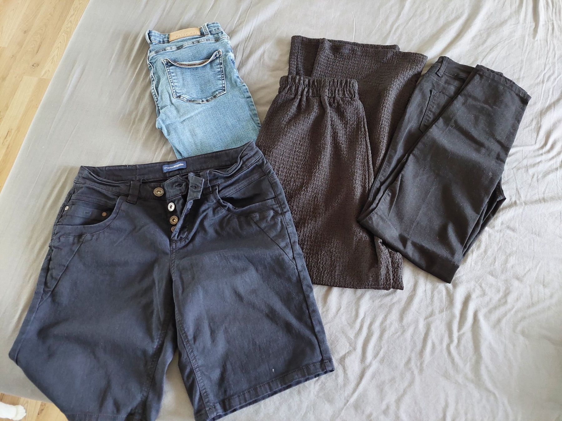 Lotti di vestiti: 22 TEILIGES MARKENKLEIDER PAKET GR. S – Usato da Münchenstein venduto da Strupfi 5