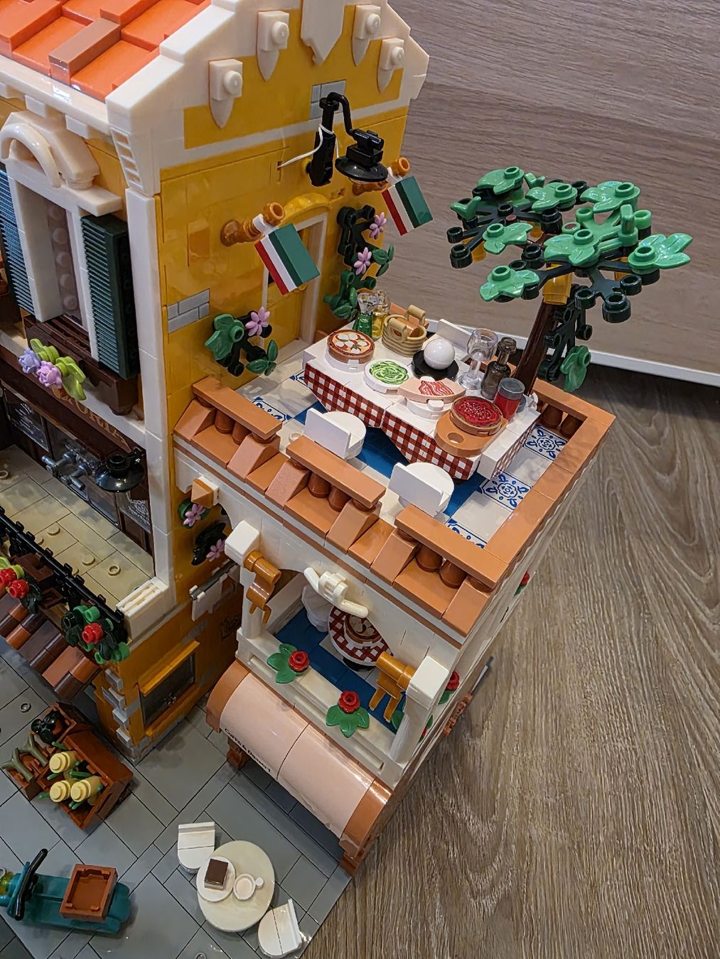 Funwhole Baukästen: Lumibricks Italienisches Restaurant – Neu (gemäss Beschreibung) aus Rüti ZH von MikeMeyers 4