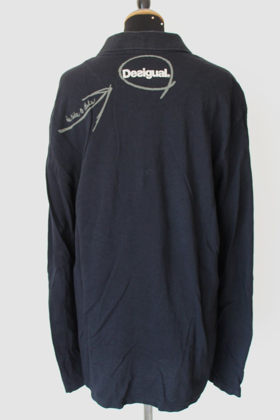 Desigual Maglioni & Felpe: Sweatshirt DESIGUAL taille XL – Usato da Chez-le-Bart venduto da jasse 1
