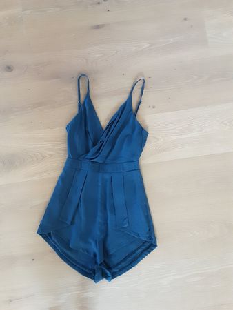 lässiger kurzer Jumpsuit  Gr.36  (1x getragen)