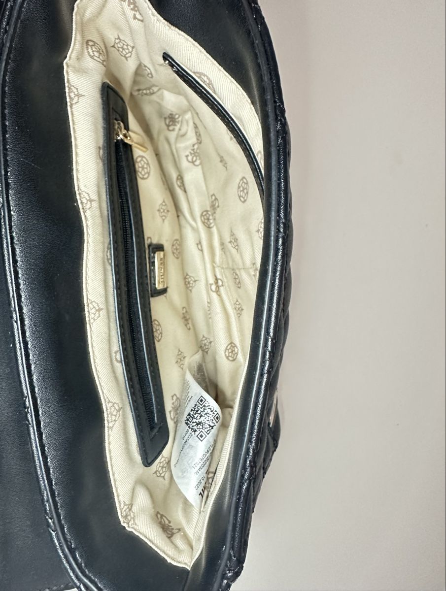 Guess Taschen für Damen: Guess Cessily Umhängetasche  – Neu (gemäss Beschreibung) aus Uetikon am See von jael_87 3