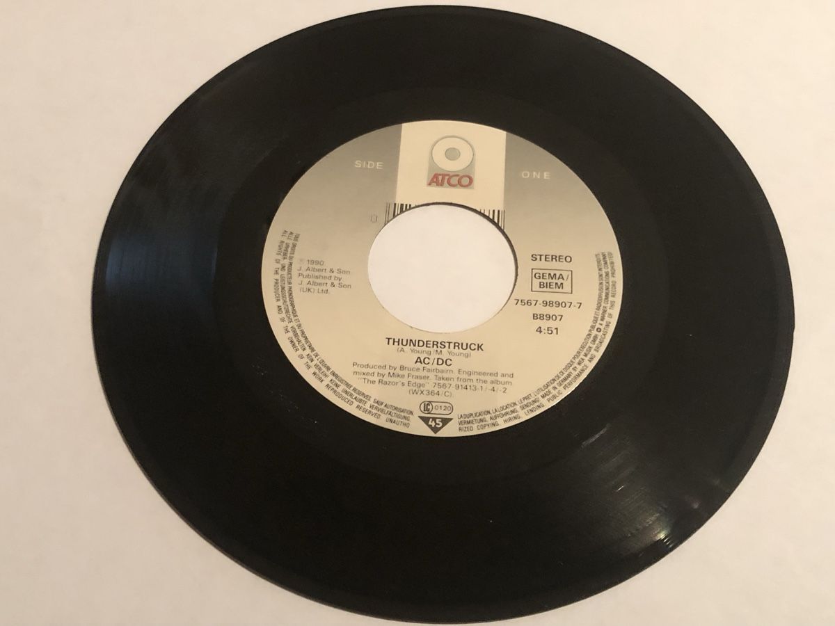 Dischi in vinile: AC/DC. 1990.THUNDERSTRUCK / Fire Your Guns – Usato da Faulensee venduto da Mizuno06 3