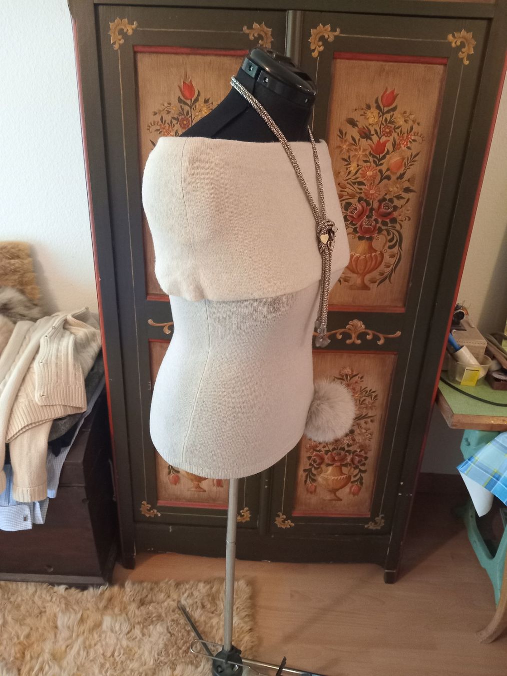 Maglioni & Felpe: Autumn Cashmere Pullover mit Pelz  M – Nuovo (secondo la descrizione) da Obergösgen venduto da crystalfox 5