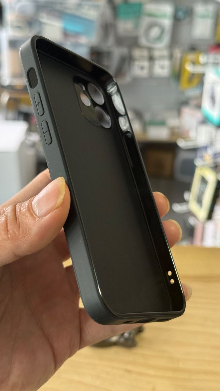 Coques & Protection écran: Coque iPhone 12 mini solide Noir – Neuf avec emballage d'origine à Morges par DigiAC 4