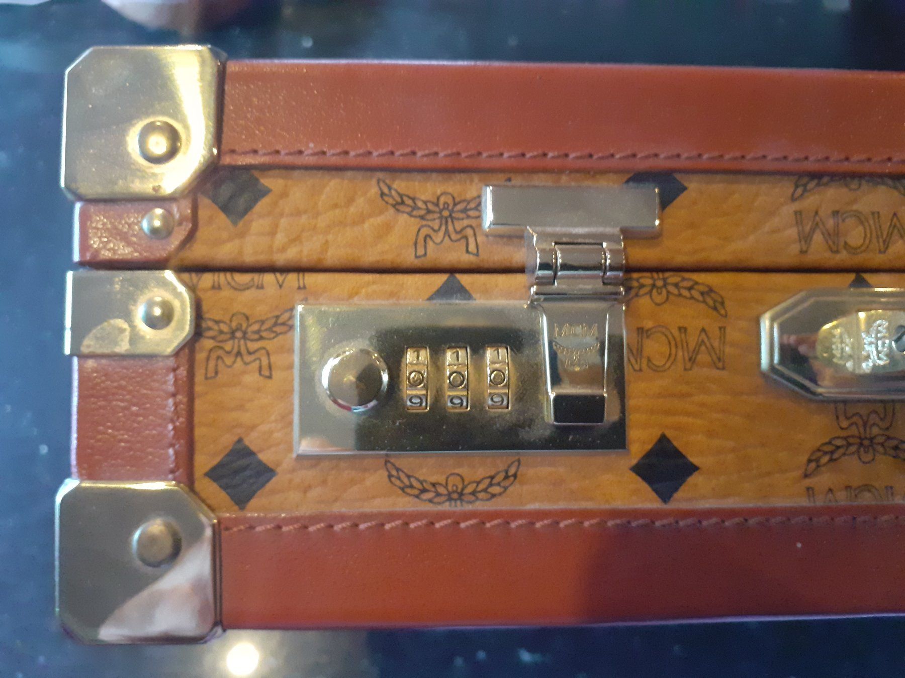 Mcm Valigie: MCM Aktenkoffer  Vintage – Nuovo (secondo la descrizione) da Prêles venduto da Podencogalgo 7