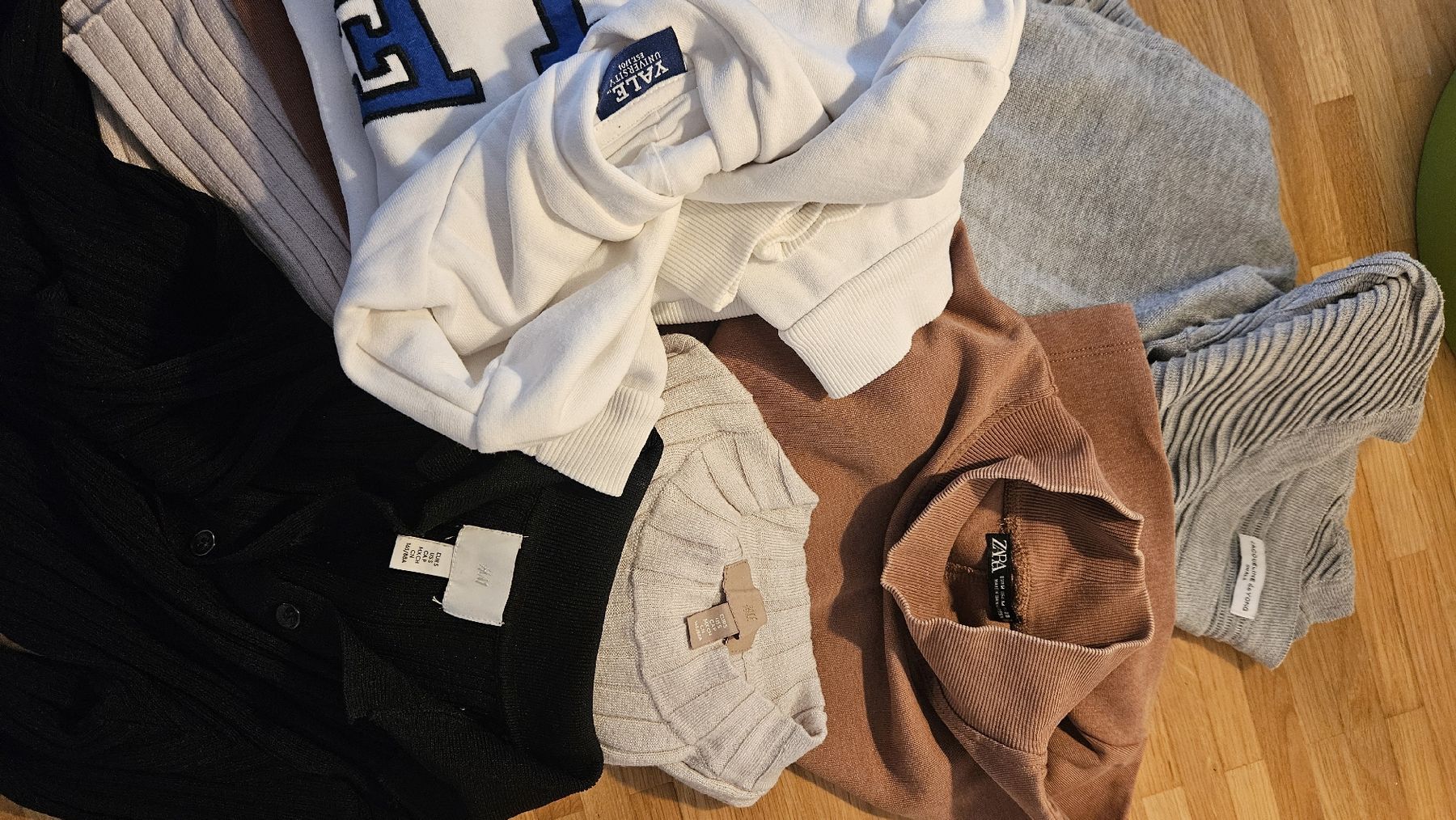 Lotti di vestiti: Damen Kleiderpaket Gr. S – Usato da Zürich venduto da mar_6fjp 2