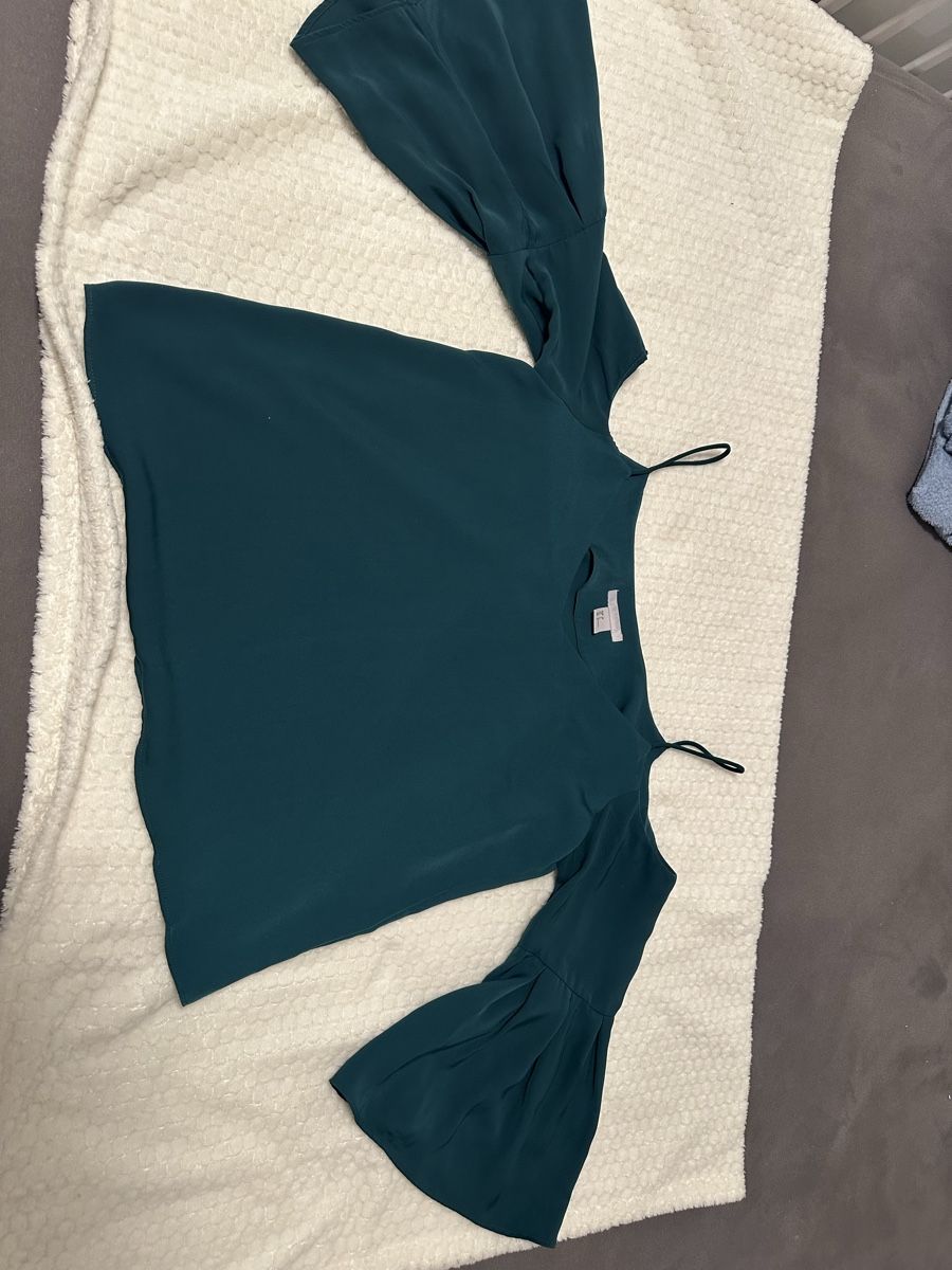 H&M Top: H&M Top Gr. XS (Smaragd) – Usato da Dübendorf venduto da nat_h9wg 2