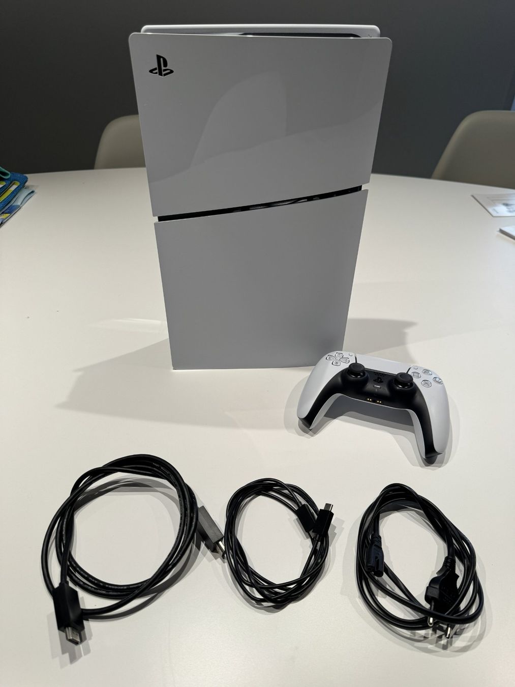 Sony Console: Playstation 5 Slim (Digital Edition) – Usato da Villeneuve VD venduto da KiketDeMoino