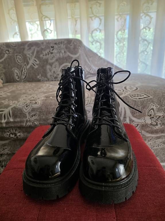 Herrenschuhe: Anfibi unisex – Gebraucht aus Agno von Scambio-Vendo-Agno 4
