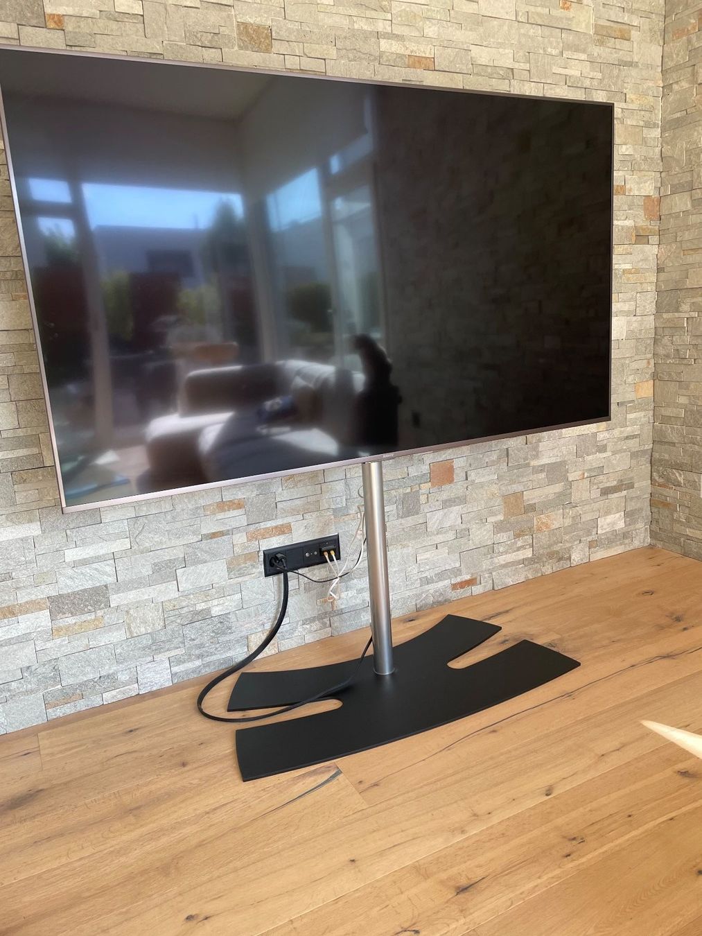 Bildschirmhalterung: Support de sol LUX-UP 1600 XL noir – Gebraucht aus Corminboeuf von Happy_Bird 6