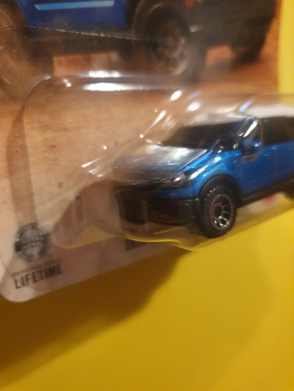 Matchbox Modellautos: Matchbox 2022 FORD BRONCO SPORT – Neu und originalverpackt aus Oftringen von Rotor 4