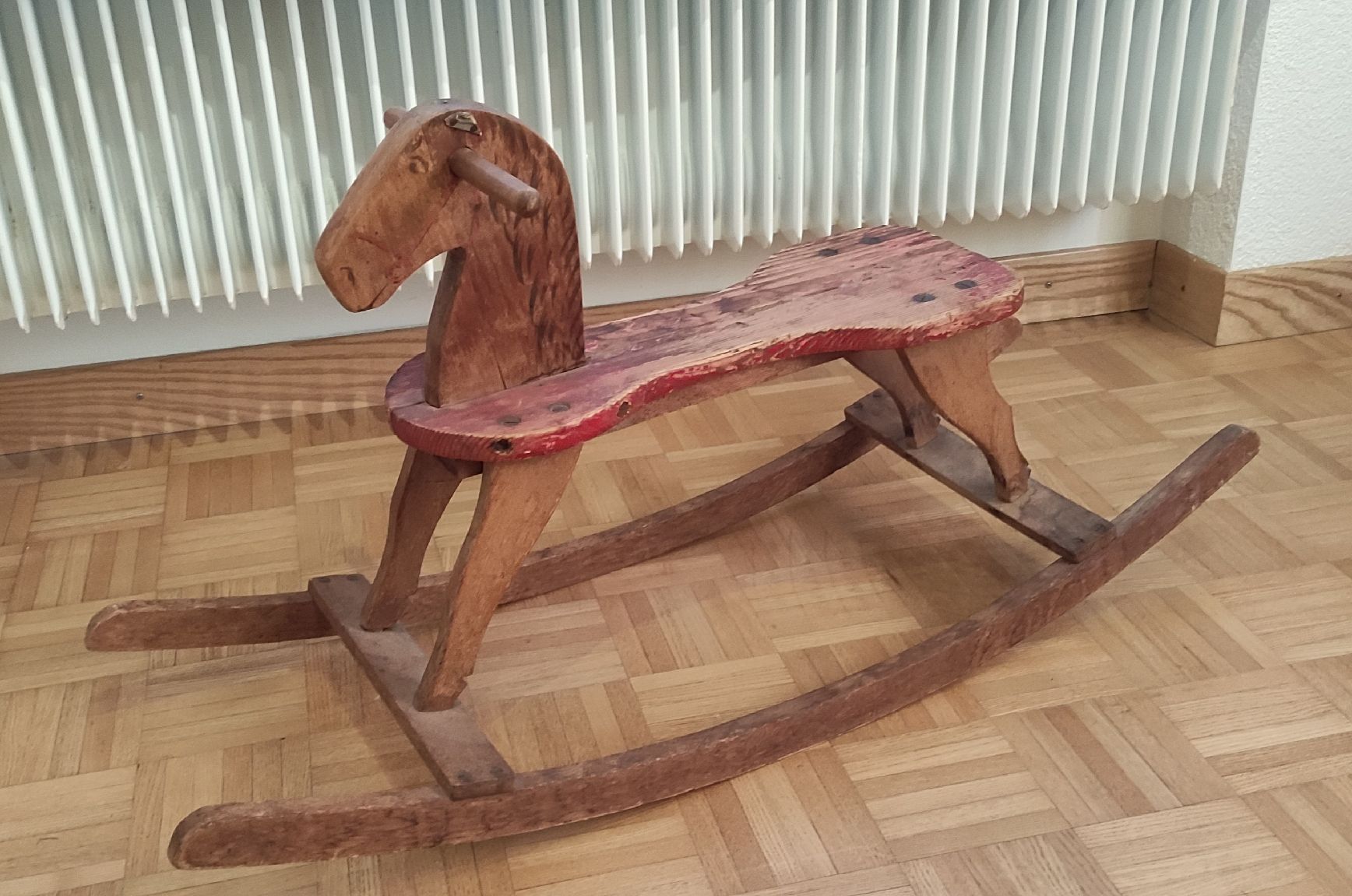 Giocattoli: Antik Schaukelpferd Vintage – Usato da Wattenwil venduto da TabeaK