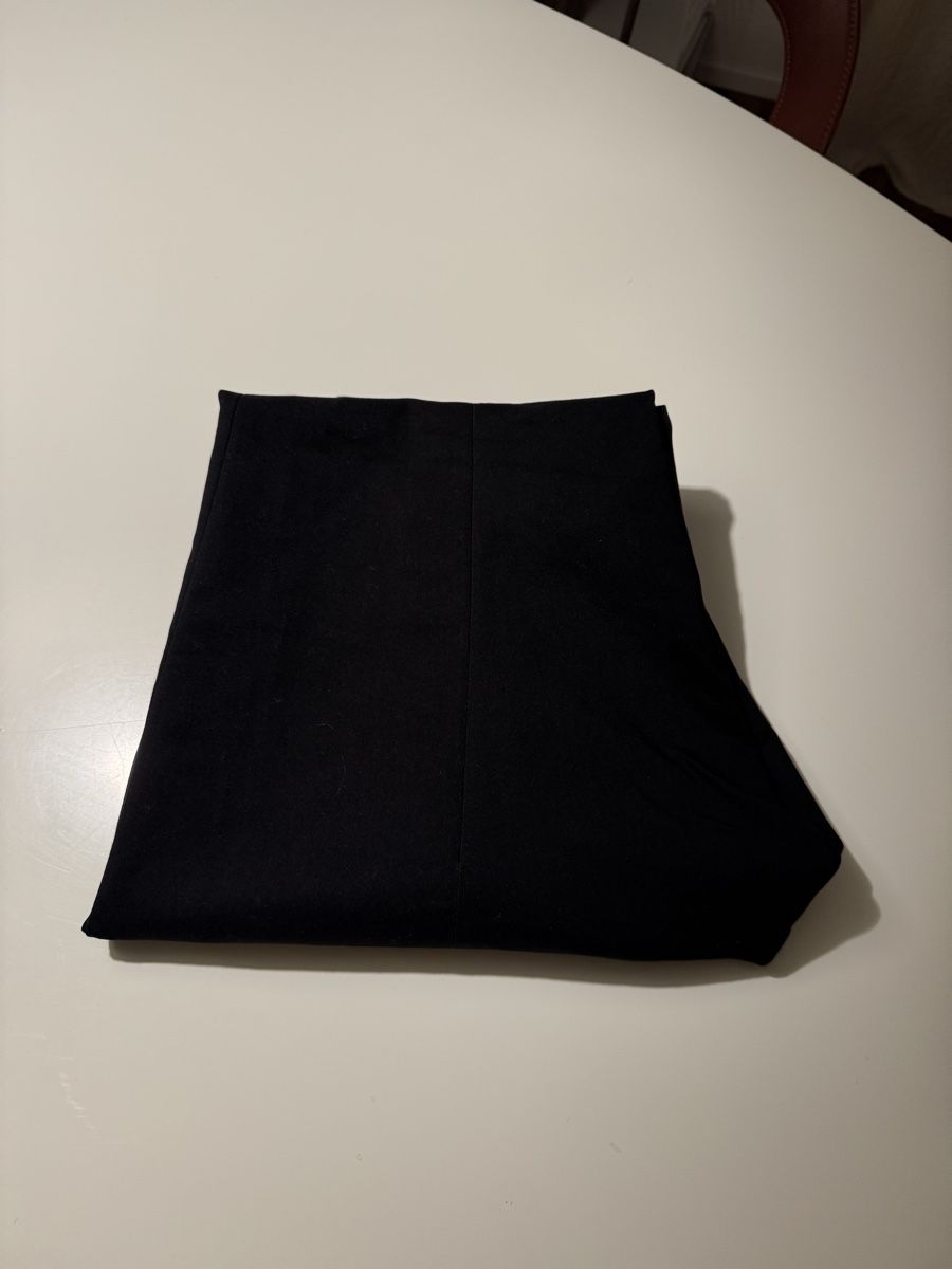 H&M Pantaloni: H&M Black Stretch Work Trousers - Size 40 - Great Condition! – Usato da Zürich venduto da sar_bv7l 1