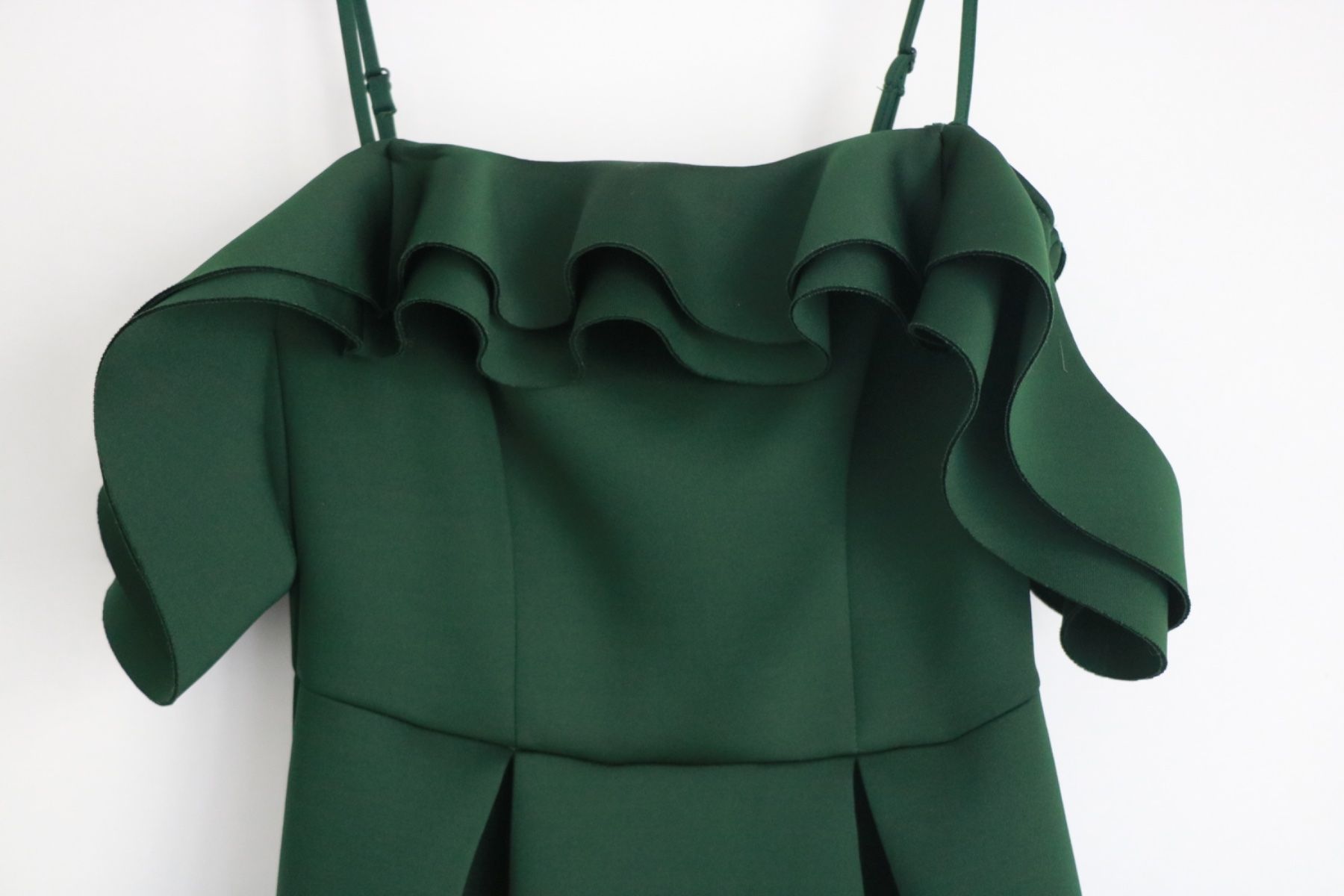 Asos Kleider: ASOS dunkelgrünes elegantes Kleid – Gebraucht aus Gachnang von todressgolden 2