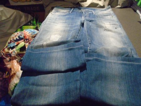 Jeans ca. Grösse S, CJ Jeans, blau, verziert mit Steinchen