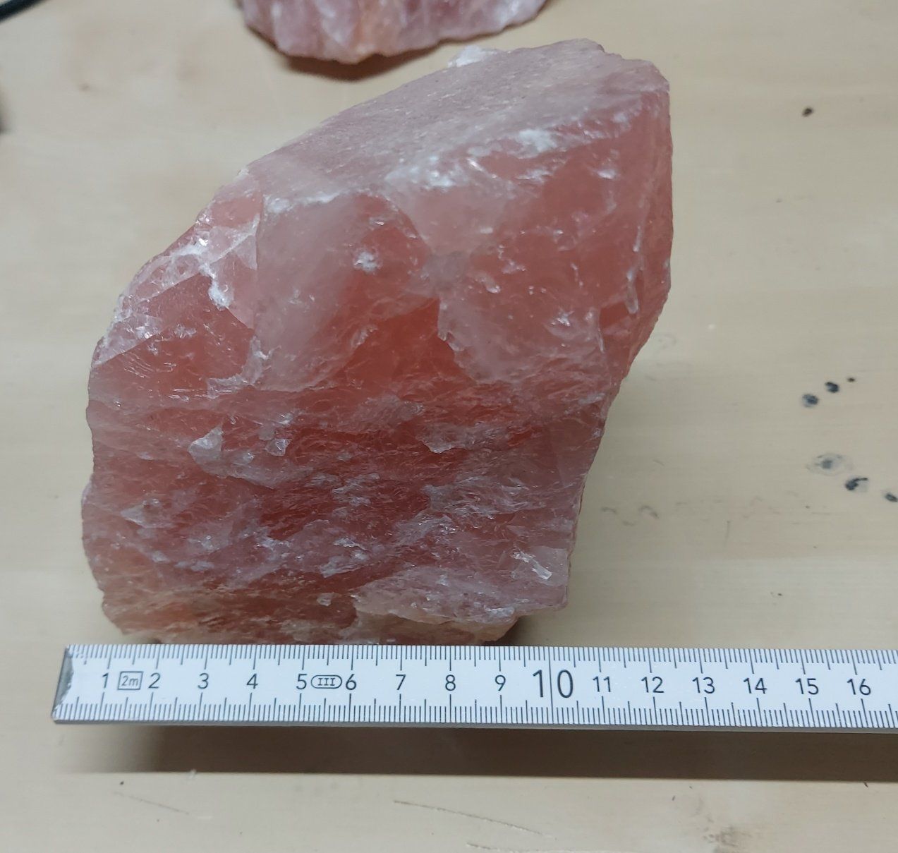 Minerali & Pietre curative: ROSENQUARZ ROH 2,05 KG – Usato da Zeiningen venduto da elcanaja 1