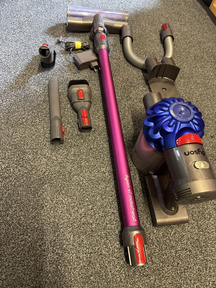 Dyson Aspirapolveri & Accessori: Dyson v7 Motorhead – Usato da Landquart venduto da Nnf007 3