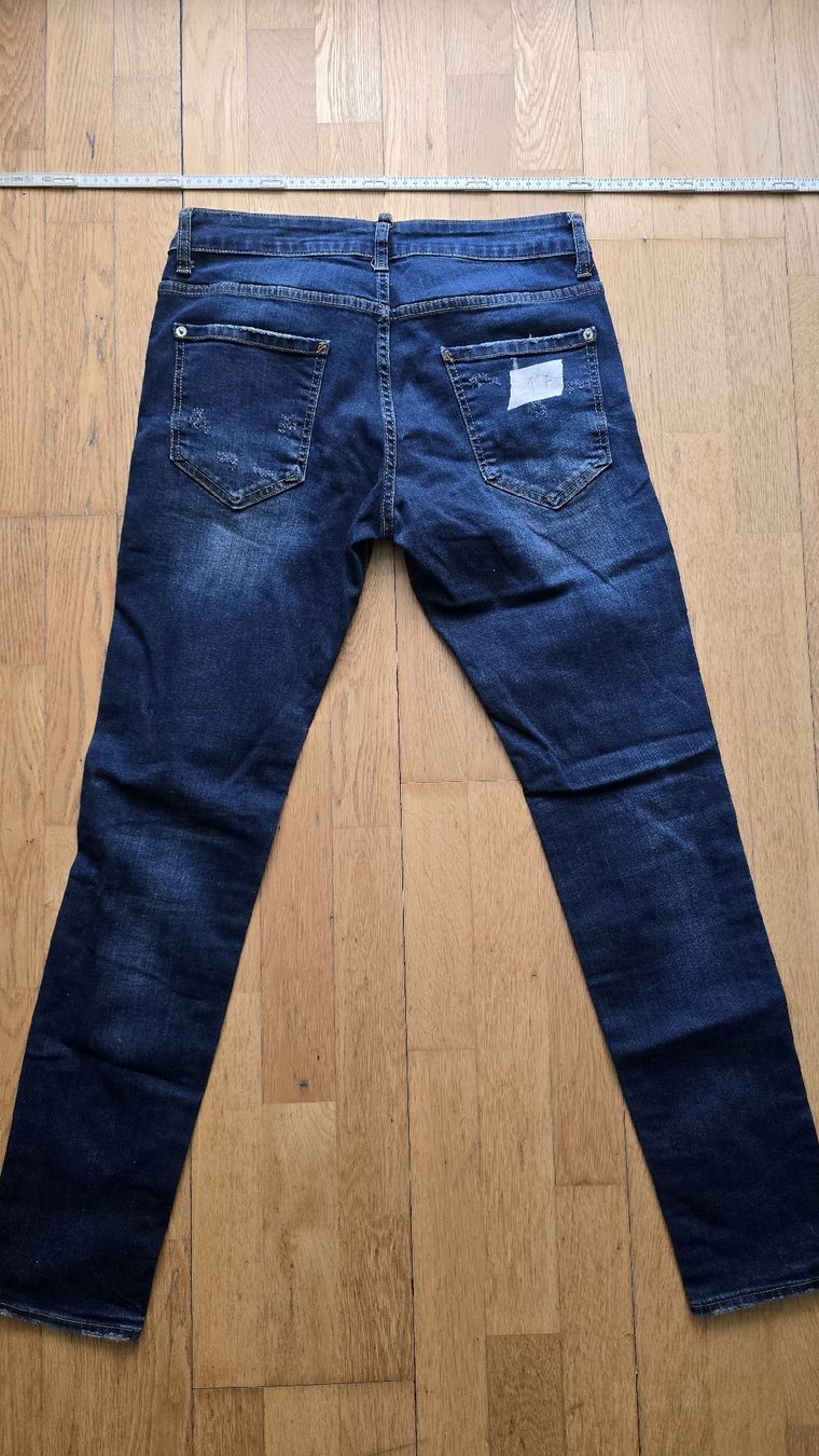 Dsquared2 Jeans: Dsquared2 Jeans, Grösse 48 – D'occasion à Emmenbrücke par meu_2j8p 7