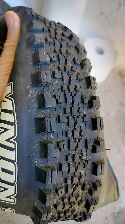 Pièces détachées: Copertone MTB Maxxis Minion SS – Neuf (Voir description) à Minusio par Bugrist 2