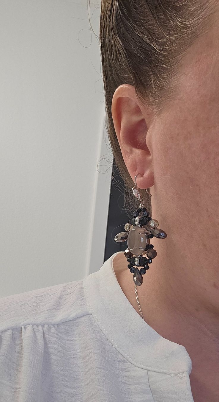 Orecchini pendenti & Orecchini a lobo: Elegante Ohrringe mit Steinchen – Usato da Bünzen venduto da Milly32