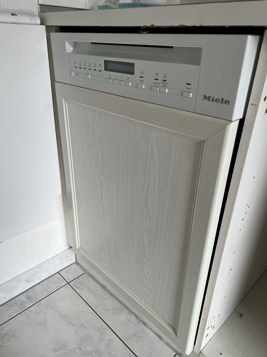 Lavastoviglie: Geschirrspüler Miele – Usato da Bäretswil venduto da fritz54321 1