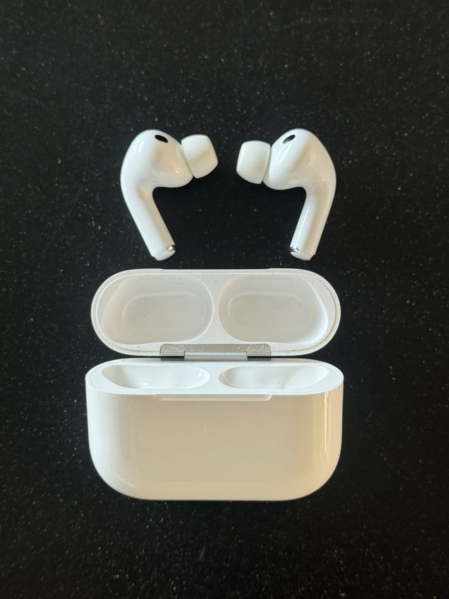 Apple Cuffie: Apple AirPods Pro 3 – Nuovo (secondo la descrizione) da Solothurn venduto da Gnaraloo 1
