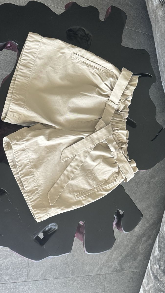 Dolce & Gabbana Hosen: Dolce & Gabbana – Gebraucht aus Mörigen von TimelessFinds