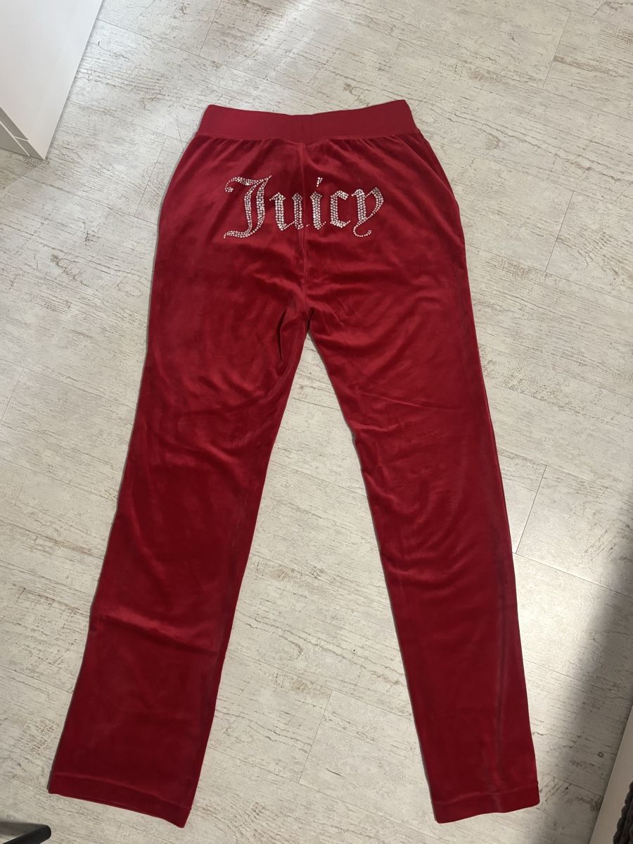 Juicy Couture Hosen: Tuta juicy rossa – Gebraucht aus Gandria von noe_rpl5 1