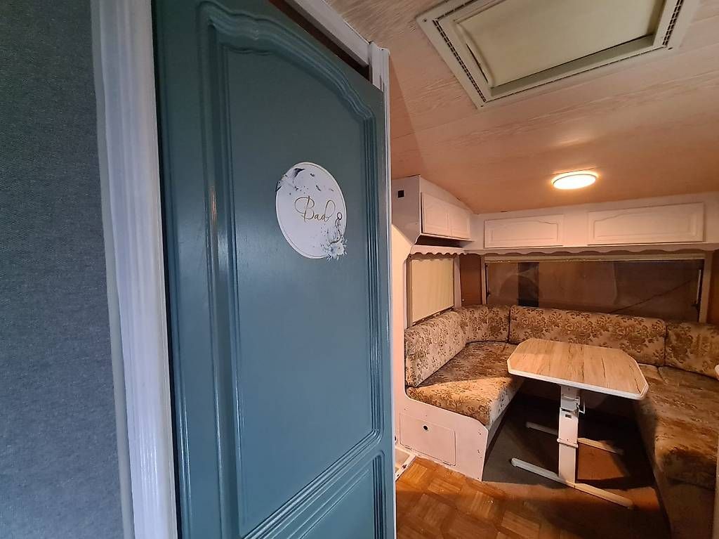Veicoli da campeggio: Tabbert-Wohnwagen Comtesse 545 – Usato da Liesberg Dorf venduto da Tinini1309 1