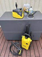 Kärcher K 4 Compact mit Flächenreiniger, Waschbürste