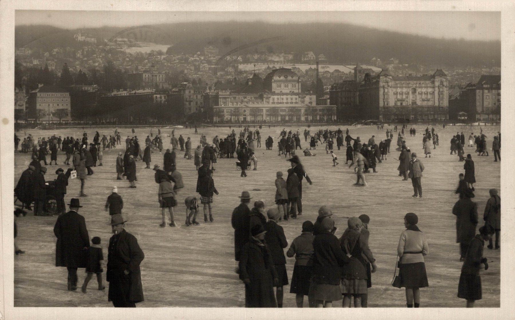 Cartoline postali: Zürich. Seegfrörni 1929 – Usato da Bronschhofen venduto da Astore