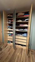 Kleiderschrank 