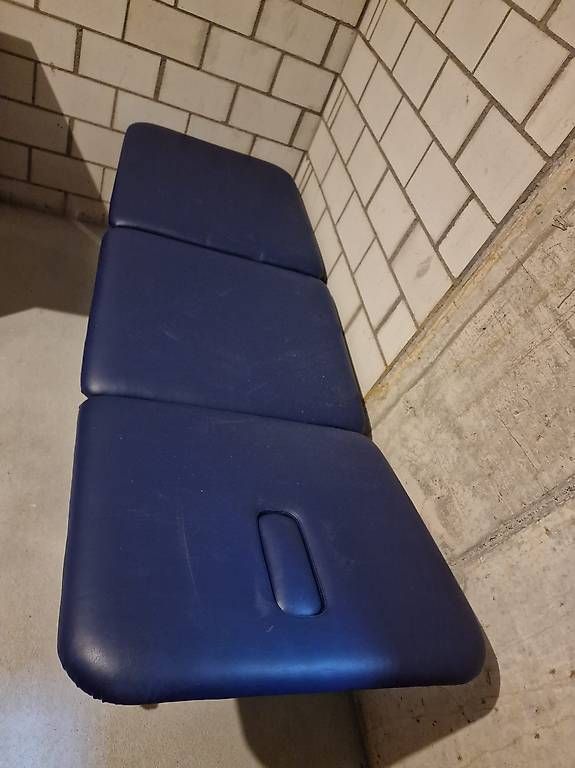 Chaises longues: Therapieliege – D'occasion à Altdorf UR par fab_bm5b