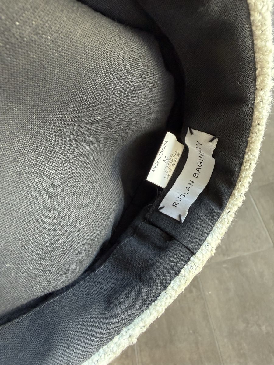 Ruslan Baginskiy Copricapi, berretti & cappellini: Ruslan Baginskiy hat – Usato da Walchwil venduto da Luxury_wardrobe 2